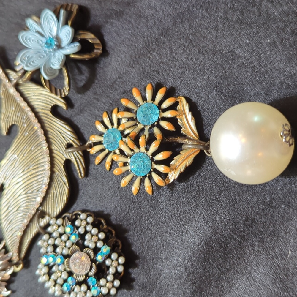 Plunder Vintage Statement Necklace - image 2